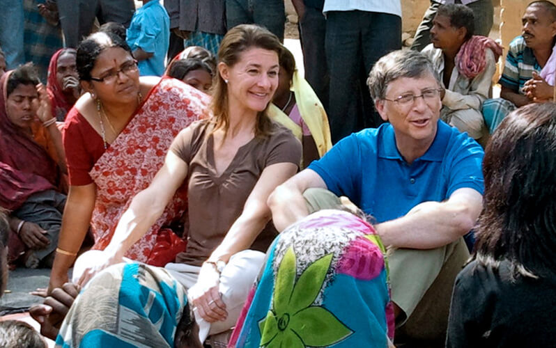 Melinda and Bill Gates in Bihar, India - New York Times