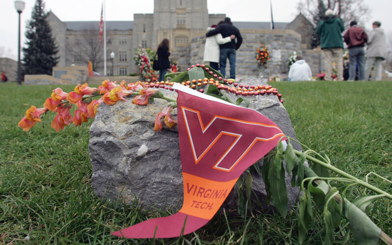 Memorial at Virginia Tech - USA Today